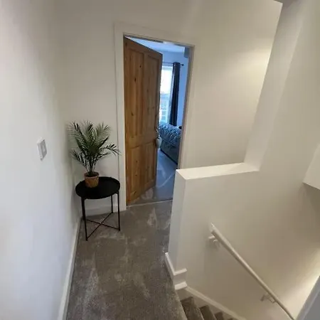 Stylish Newly Renovated Home Near Manchester City Centre Radcliffe Esterno foto