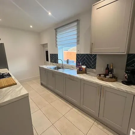 Stylish Newly Renovated Home Near Manchester City Centre Radcliffe Esterno foto