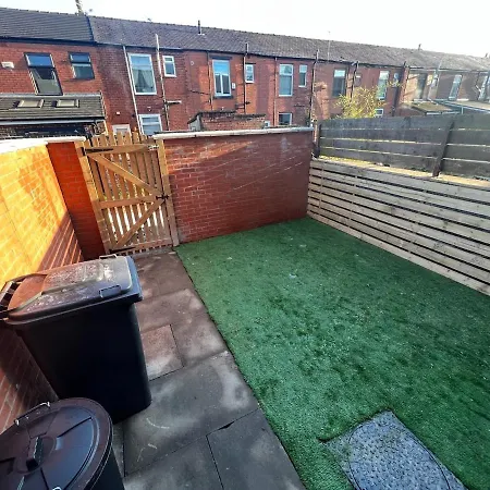 Stylish Newly Renovated Home Near Manchester City Centre Radcliffe Esterno foto